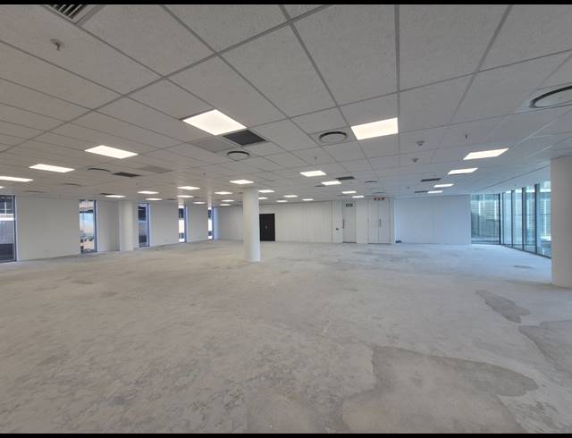 892M² OFFICE TO LET IN SANDTON CENTRAL